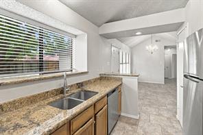 2222 Cortland Circle - Photo 26