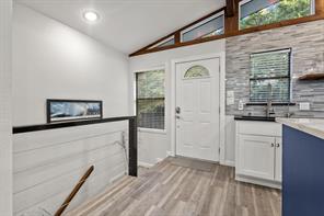 207 Wales Drive - Photo 8