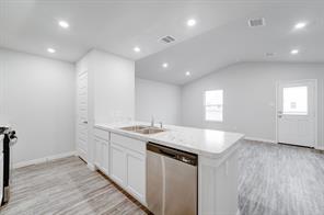 405 Cactus Court - Photo 2