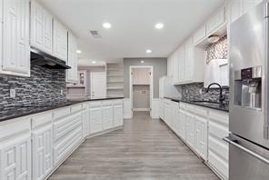 1010 Florence Drive - Photo 8