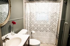 512 N College Street - Photo 16