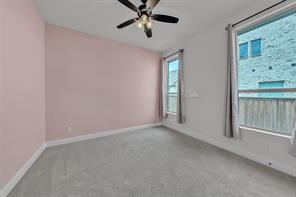 1802 Southpointe Xing - Photo 16