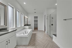 1802 Southpointe Xing - Photo 4