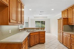 1570 Karen Drive - Photo 5