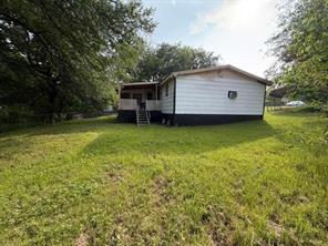 325 County Road 1768 - Photo 5