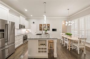 737 Hammond Street - Photo 2