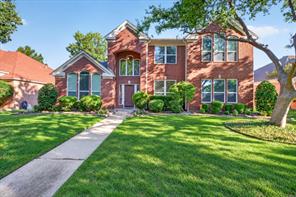 448 Halifax Drive - Photo 2