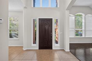 448 Halifax Drive - Photo 3
