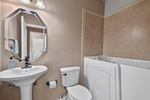 448 Halifax Drive - Photo 36