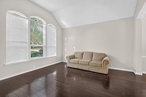 448 Halifax Drive - Photo 4