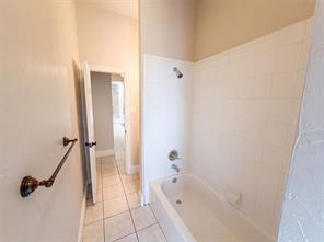9313 Dosier Cove W - Photo 17