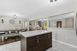 128 E Johnson Street - Photo 9