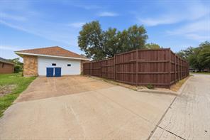 3718 Thornhill Way - Photo 36